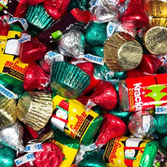 Christmas Stocking Stuffer For Kids Little Green Penguin Bag 1/2lb Hershey's Chocolate Holiday Mix