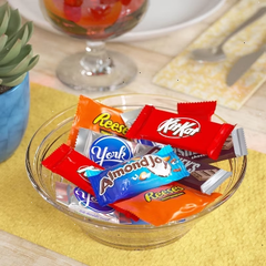 HERSHEY'S Assorted Chocolate Flavored Candy - 25oz