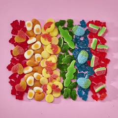 Maud Borup  Sweet-erie Candy Board - 25oz
